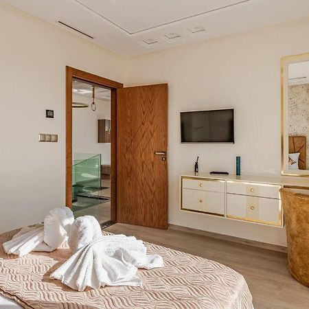 Royale Duplexe Pleine Centre Tanger Apartment Екстериор снимка