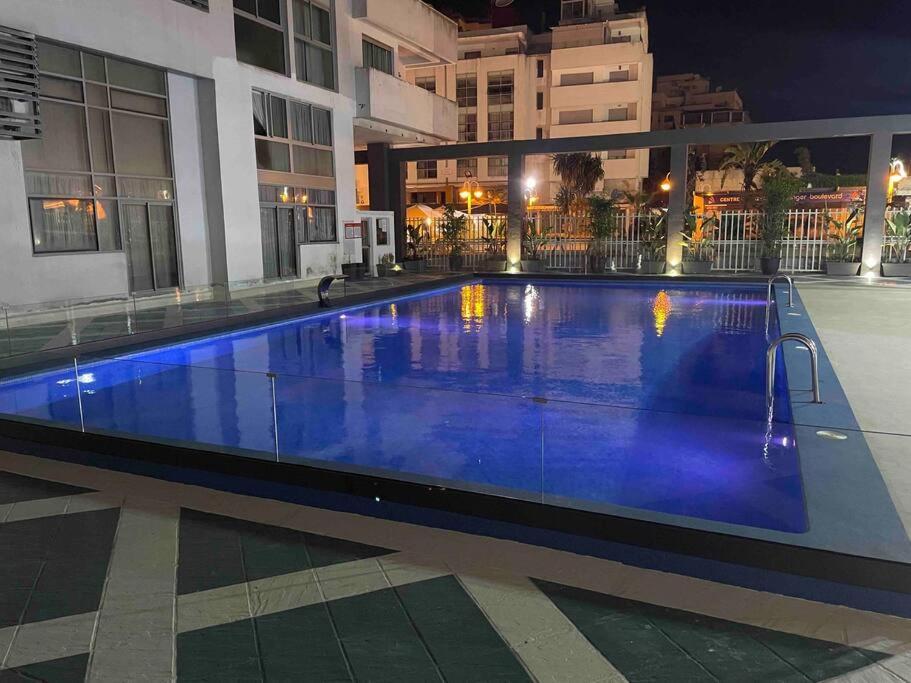 Royale Duplexe Pleine Centre Tanger Apartment Екстериор снимка