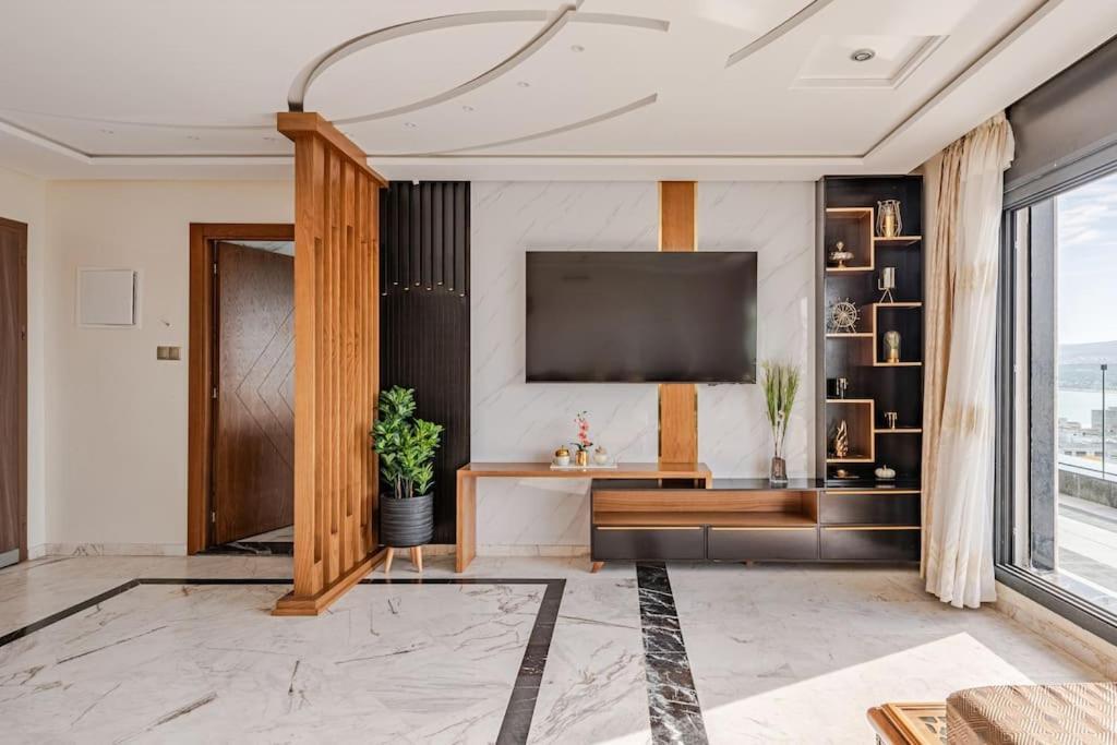 Royale Duplexe Pleine Centre Tanger Apartment Екстериор снимка