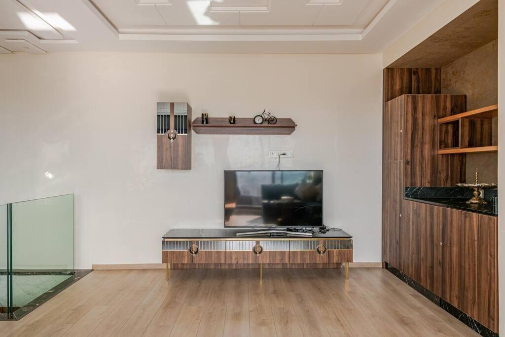 Royale Duplexe Pleine Centre Tanger Apartment Екстериор снимка